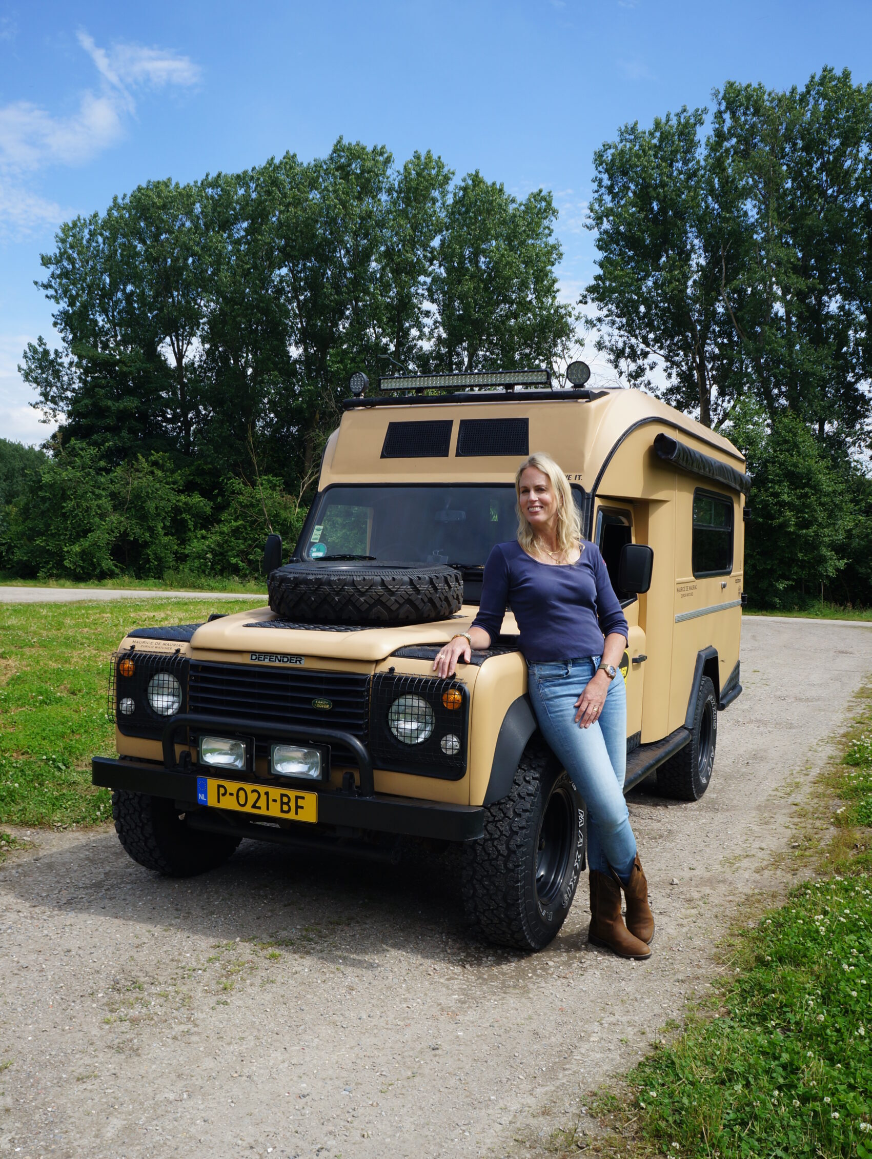 Leo the Landy Land Rover Defender camper